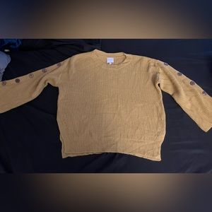 Women’s G.I.L.I. pullover goldenrod color pullover sweater with side slits